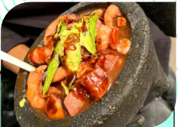 Selección del menú Mariscos La Combi